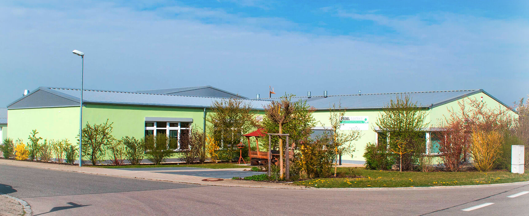 Herzlich Willkommen bei Ströbel Elektrik ihrem zuverlässigen Partner in der Elektronikfertigung